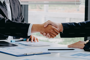 5 Best Types of Business Liability Insurance for Life Coaches