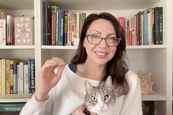 From Burnout to Breakthrough: Marketing Strategies for Coaches with Stephanie Fiteni
